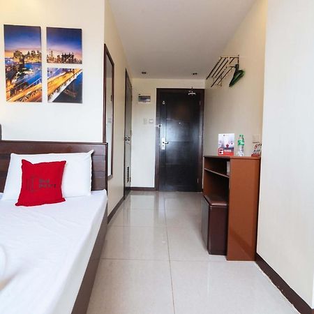 Reddoorz Near Victoria Mall Davao City Exteriör bild