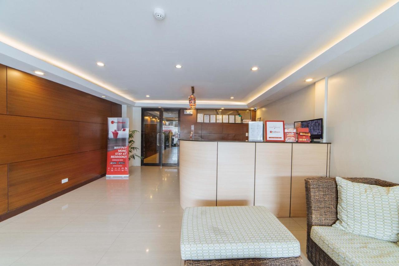Reddoorz Near Victoria Mall Davao City Exteriör bild