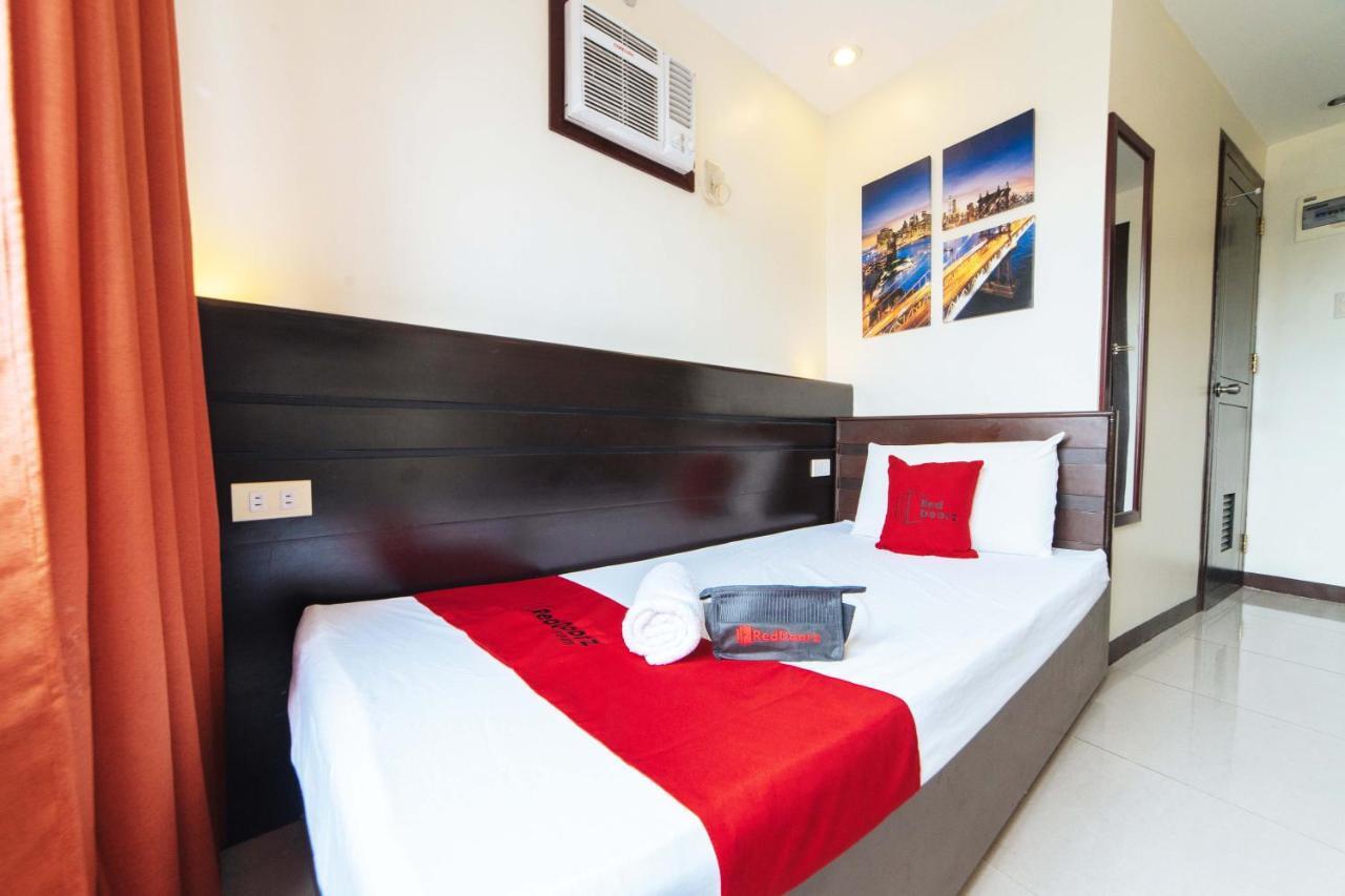 Reddoorz Near Victoria Mall Davao City Exteriör bild