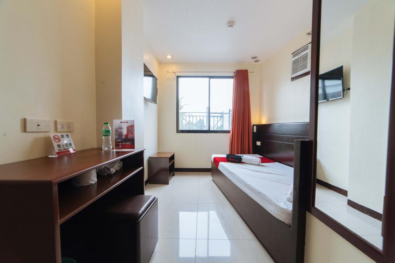 Reddoorz Near Victoria Mall Davao City Exteriör bild
