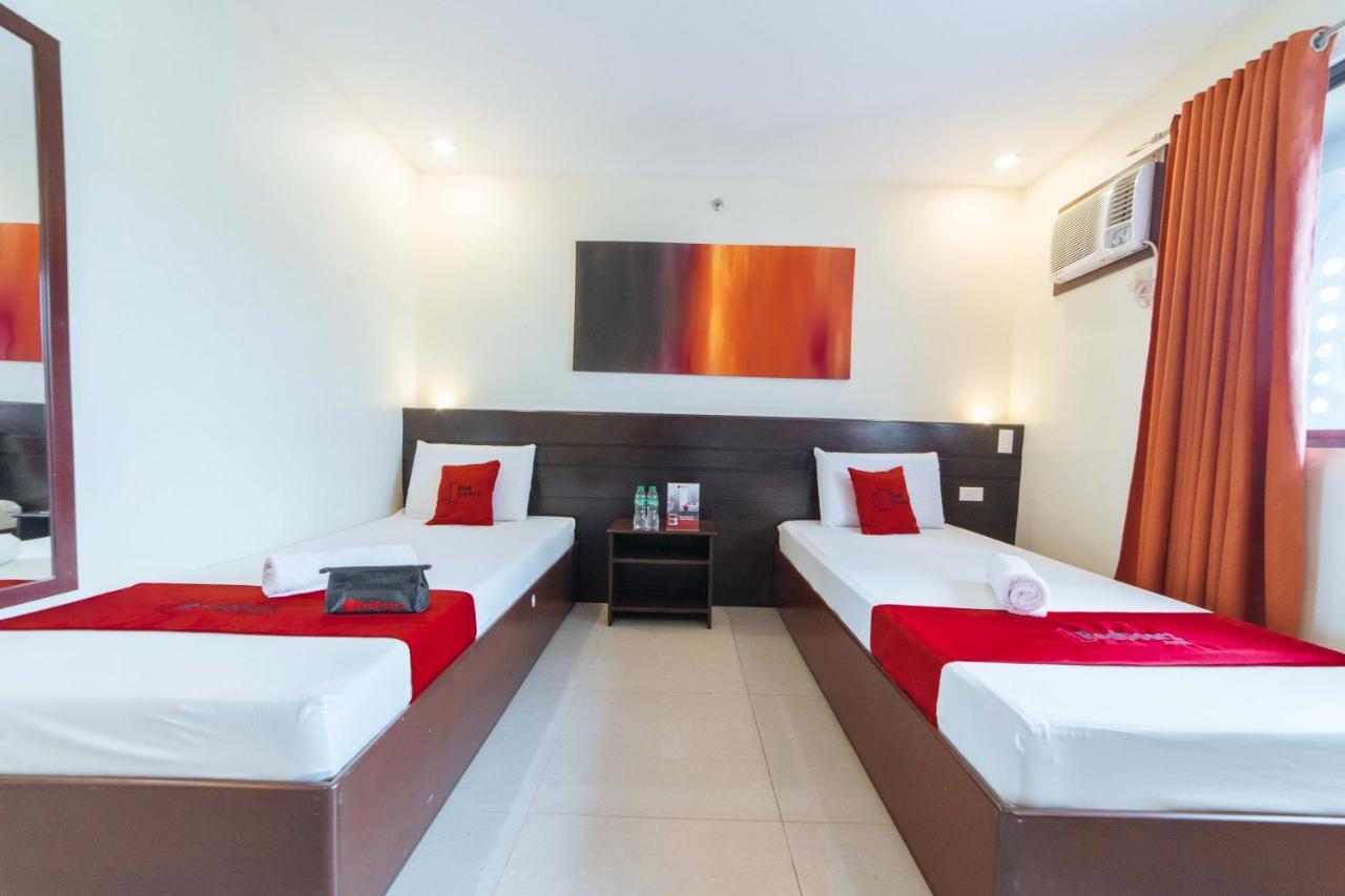 Reddoorz Near Victoria Mall Davao City Exteriör bild